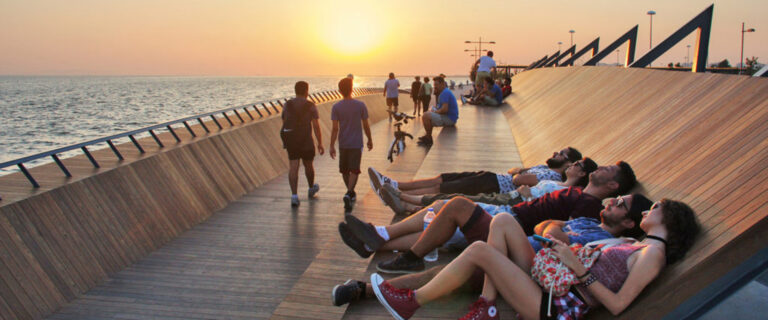 PUENTE PEATONAL BOSTANLI #Arquitecturademadera