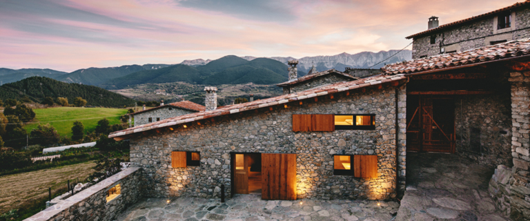 REHABILITACIÓN EN LA CERDANYA.  LA CALIDEZ DE LA MADERA #Arquitecturademadera