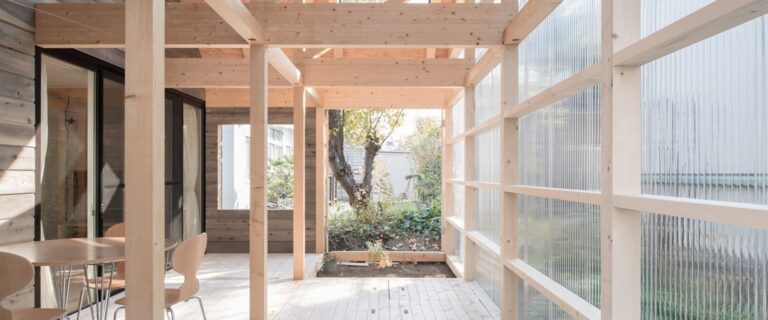 CASA EN SHINKAWA #Arquitecturademadera