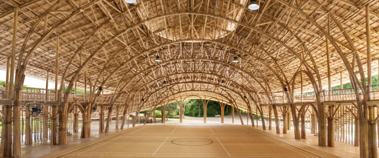 PABELLÓN DE DEPORTES DE BAMBÚ PARA LA ESCUELA INTERNACIONAL PANYADEN #Arquitecturademadera