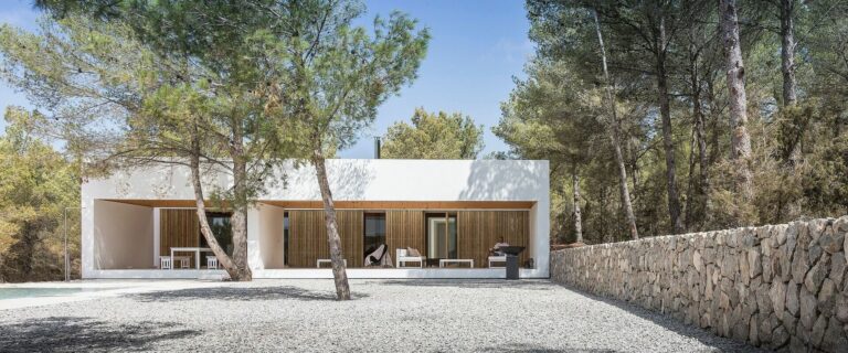 CA L’AMO. UNA CASA EN SANT MATEU #Arquitecturademadera